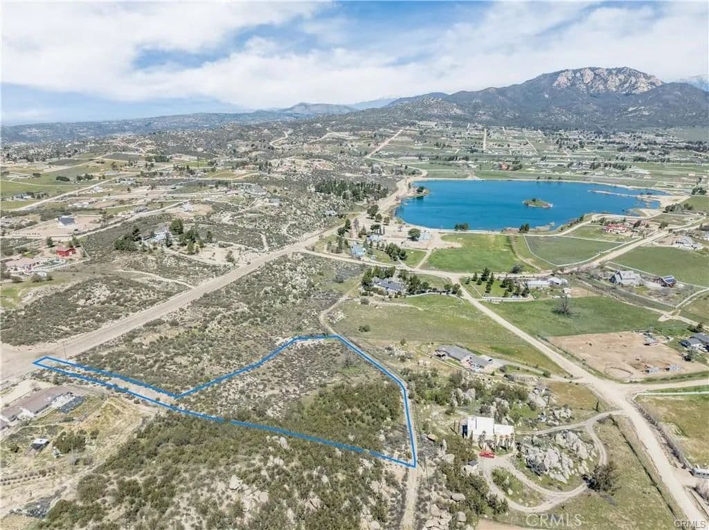 Property from 390 Lakeshore Boulevard - KW - Aguanga, California, 92536