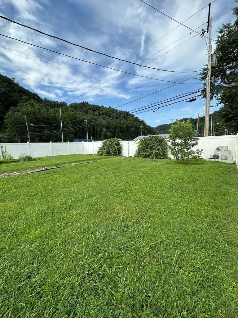 Lots & Land-Other in Paintsville