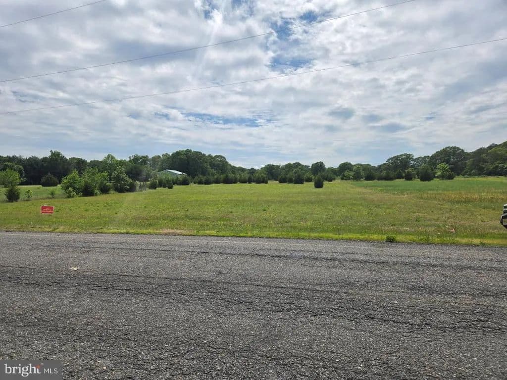 Property from 814 N CHEW RD - KW - Hammonton, New Jersey, 8037