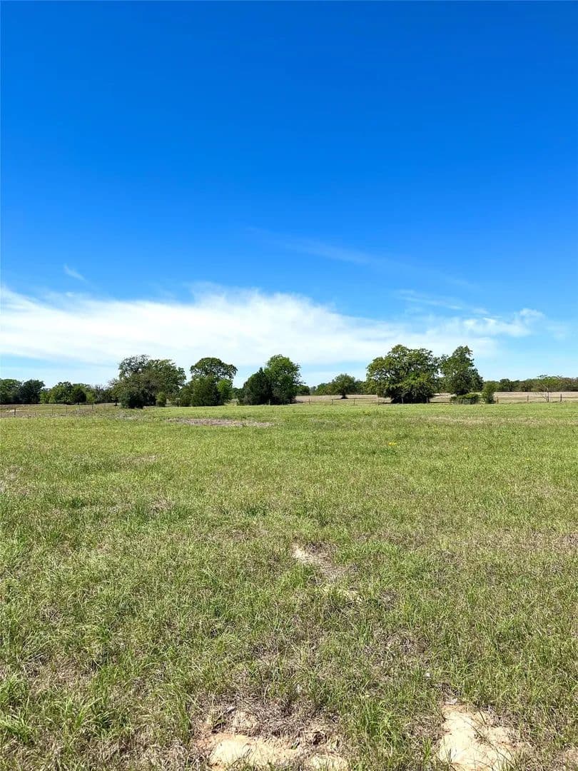 9.99 Acres of Land for Sale in Lincoln, Texas - Lincoln, Texas, 78948