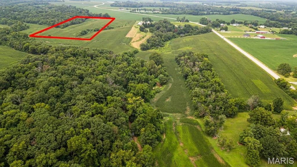 20.04 Acres of Land for Sale in Millstadt, IL - Millstadt, Illinois, 62260