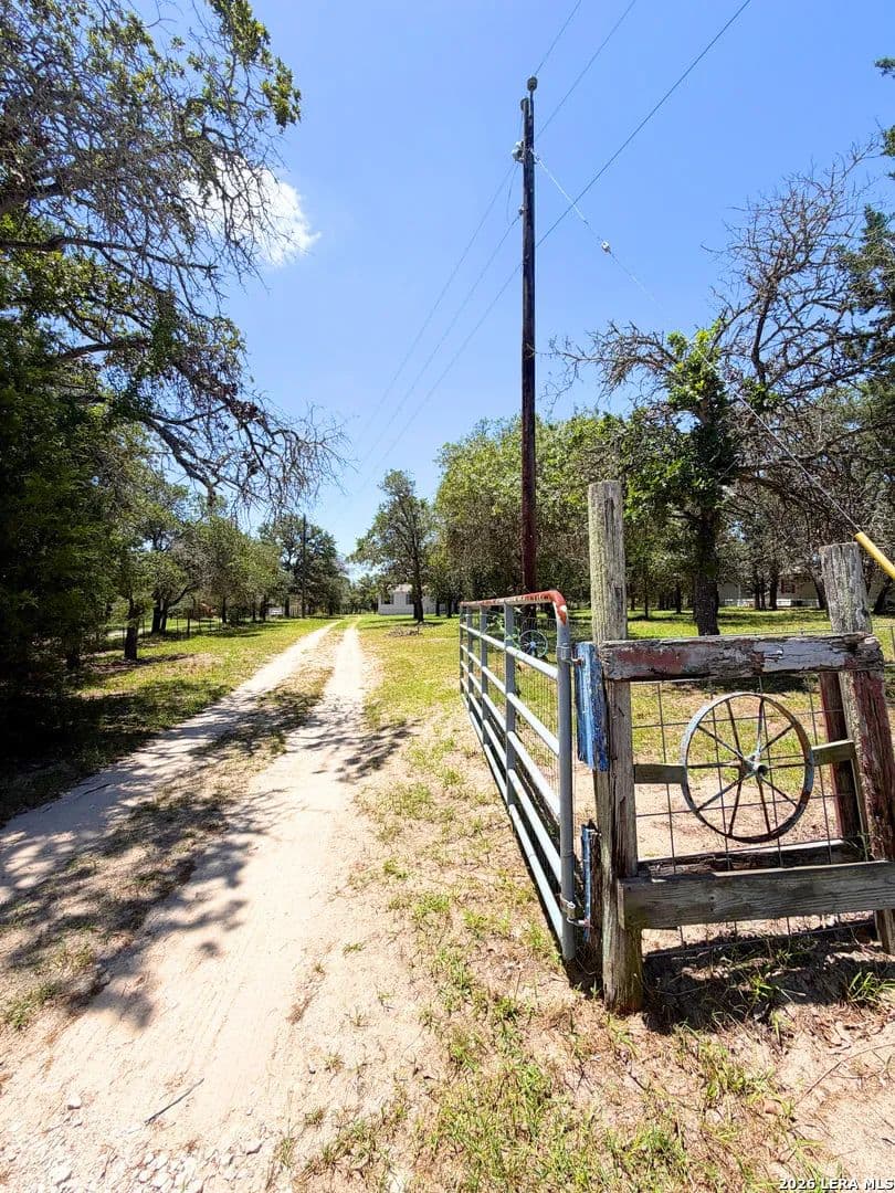 5.08 Acres of Land for Sale in Seguin, TX - Seguin, Texas, 78155