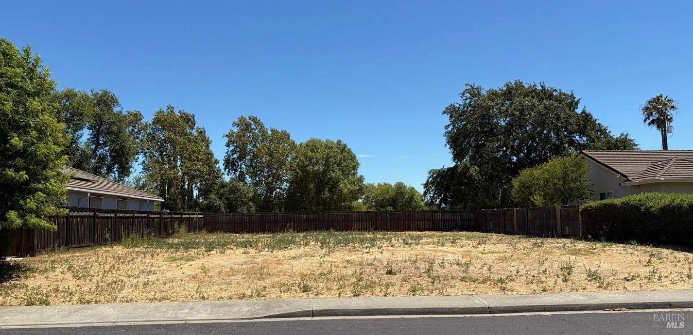 Lots & Land-Other in Vacaville - Vacaville, California, 95687
