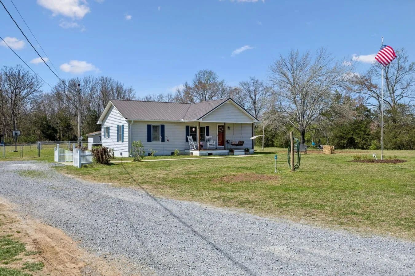 253 Henslee Road - Shelbyville, Tennessee, 37160