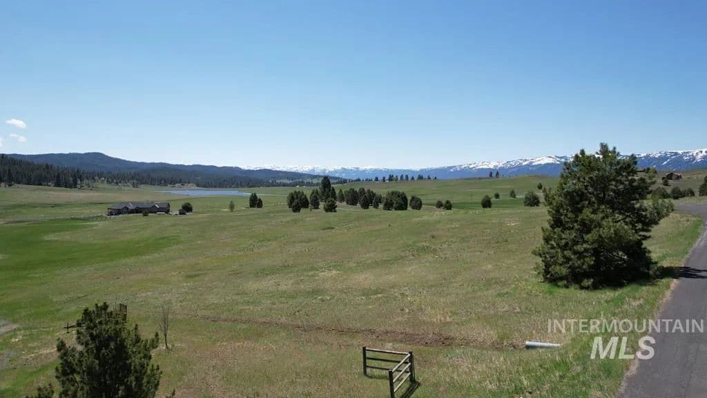Property from TBD Zoon Ln - KW - Donnelly, Idaho, 83615