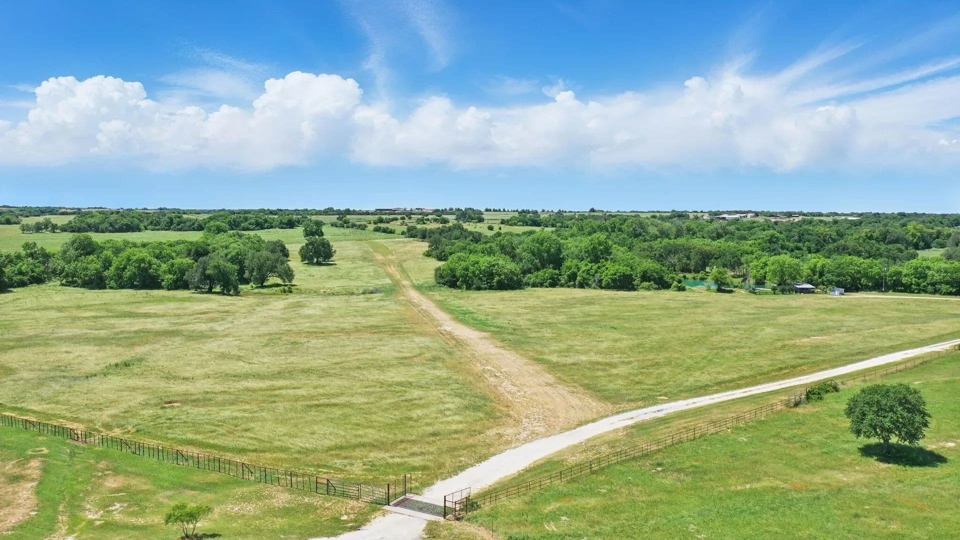 93.5 Acres of Land for Sale in Stephenville, TX - Stephenville, Texas, 76401