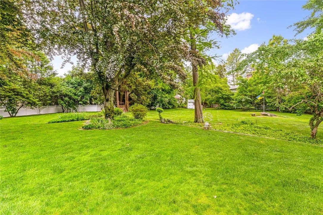 0.31 Acres of Land for Sale in Cranston, Rhode Island - Cranston, Rhode Island, 02920