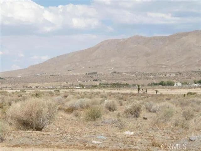 Lots & Land-Other in Apple Valley - Apple Valley, California, 92345
