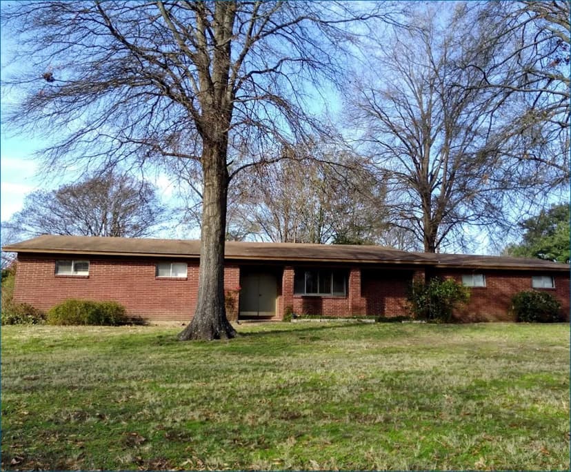 Home in Sunflower County at 311 S. MacArthur Circle in Indianola, MS