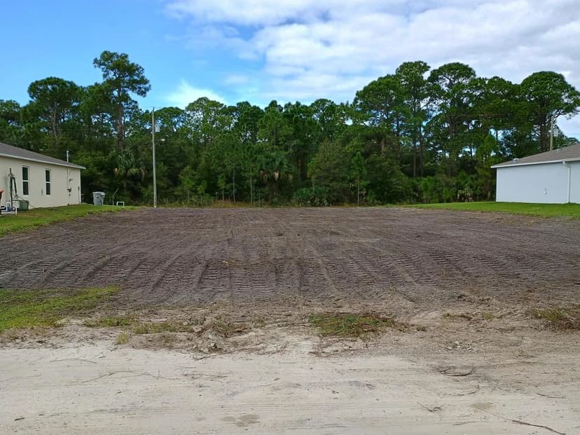 Lots & Land-Other in Vero Beach