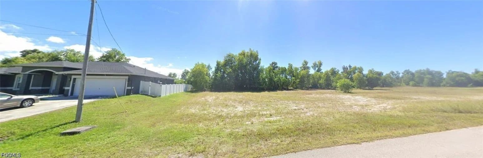 Vacant Land in Cape Coral - Cape Coral, Florida, 33993