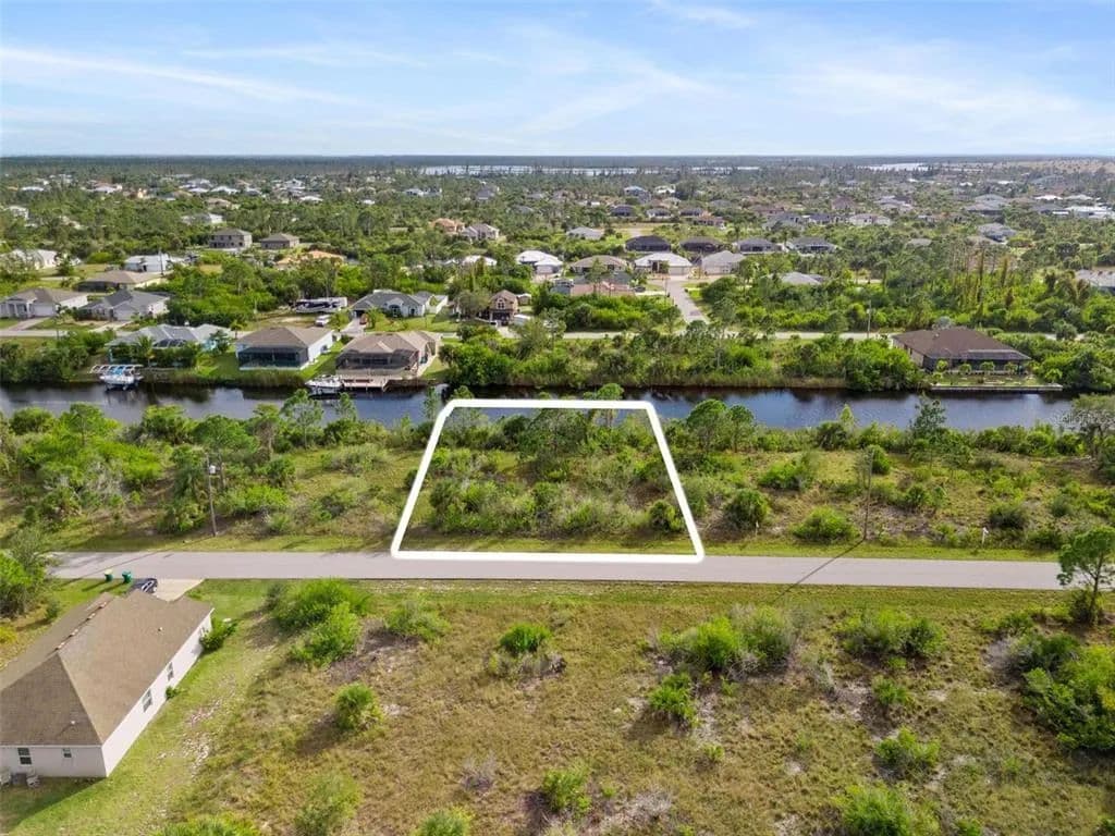 Vacant Land in Port Charlotte - Port Charlotte, Florida, 33981