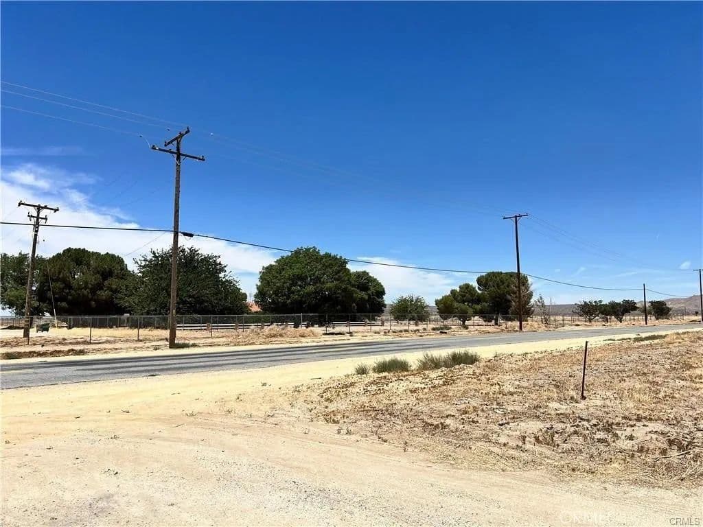 Lots & Land-Other in Lancaster - Lancaster, California, 93535
