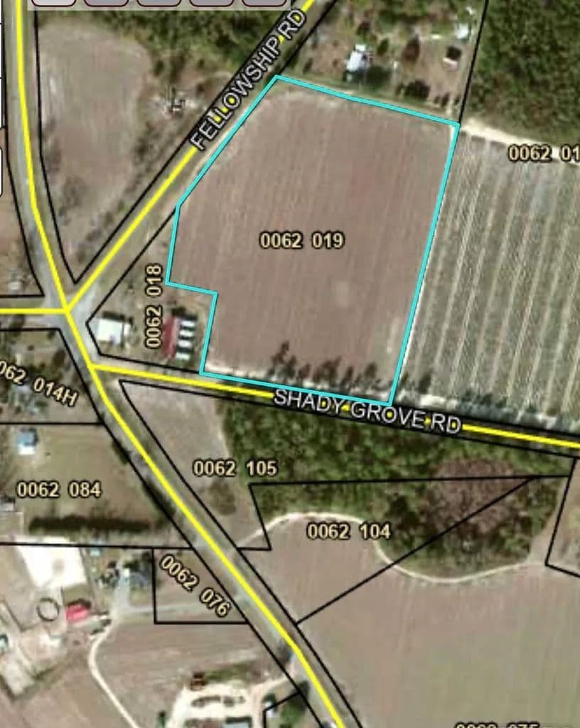 8.69 Acres of Land for Sale in Hahira, Georgia - Hahira, Georgia