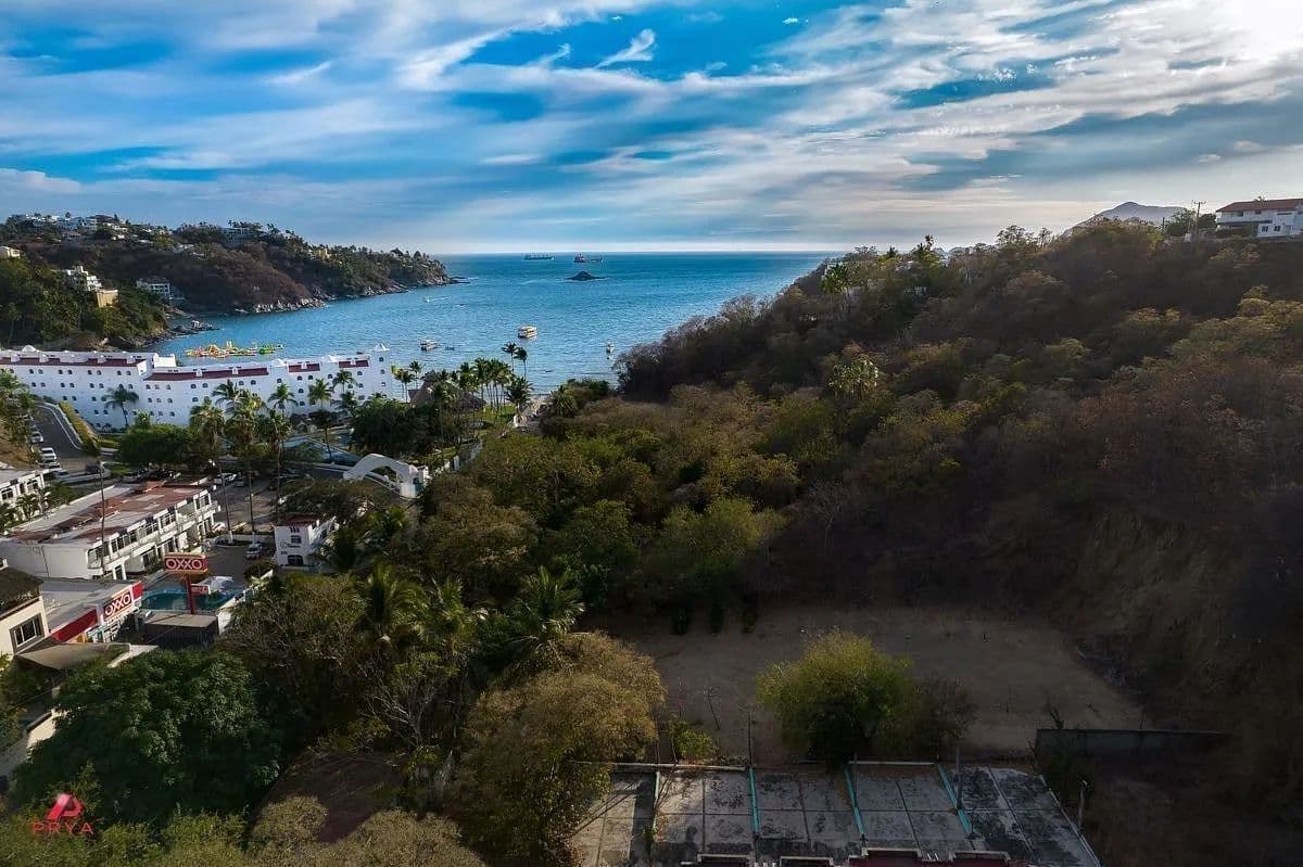 Terreno en venta en Manzanillo con vista al mar | Península de Santiago, 1,996 m - land for sale