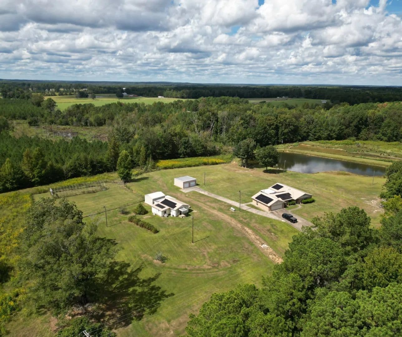 20.64 Acres with Two Homes in Winston County at 1077 Evergreen Road in Louisville, MS - Louisville, Mississippi, 39339