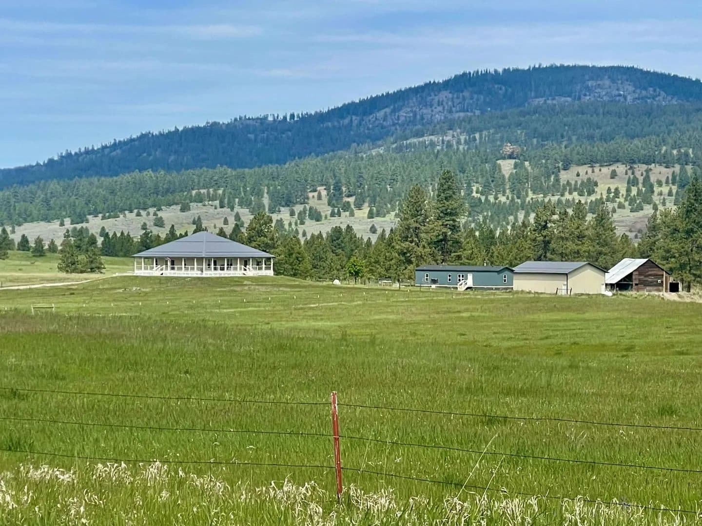 ANTOINE CREEK RANCH HAVILLAH. - Tonasket, Washington, 98855