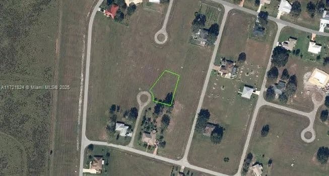Property from 817 Trident Ct - KW