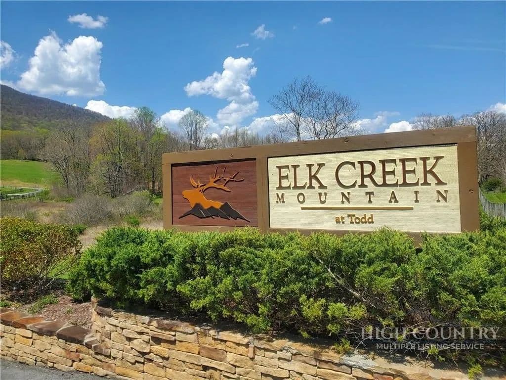 Lots & Land-Other in Todd - Todd, North Carolina, 28684