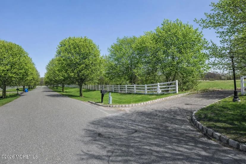 Property from 8 Saddlebury Court - KW