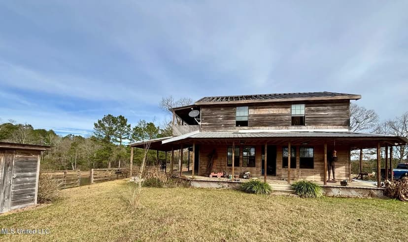 Country Homestead on 6.5 Acres with Pond & Barn