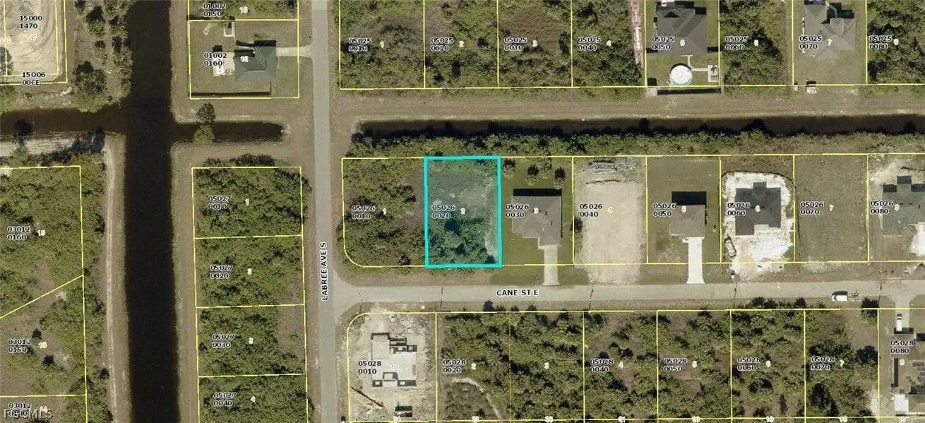Lots & Land-Other in Lehigh Acres - Lehigh Acres, Florida, 33974