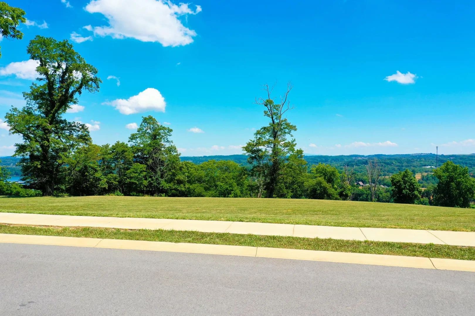 0.59 Acres of Land for Sale in Morristown, TN - Morristown, Tennessee, 37814