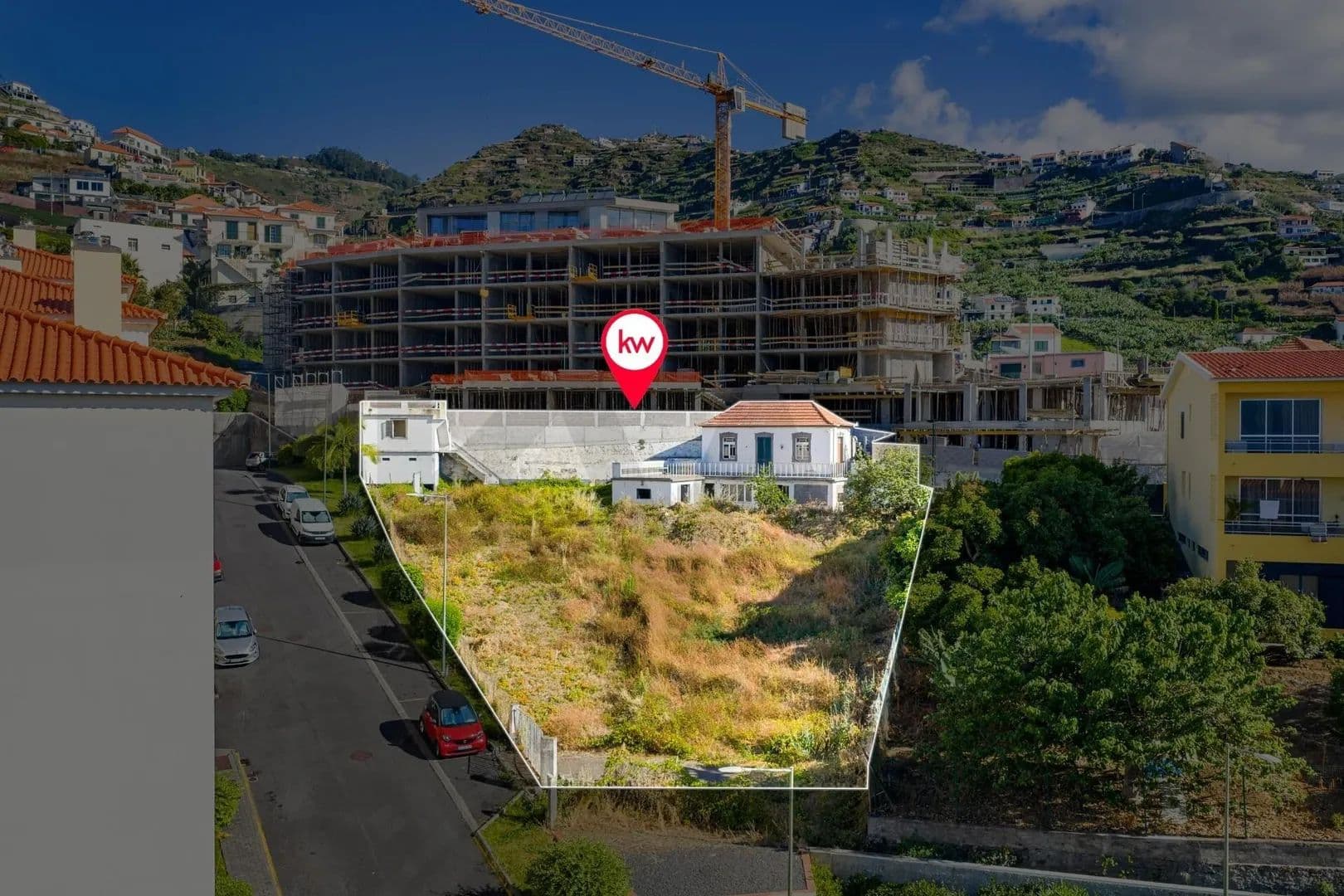 1055 Acres of Land for Sale in Câmara de Lobos, Câmara de Lobos - land for sale