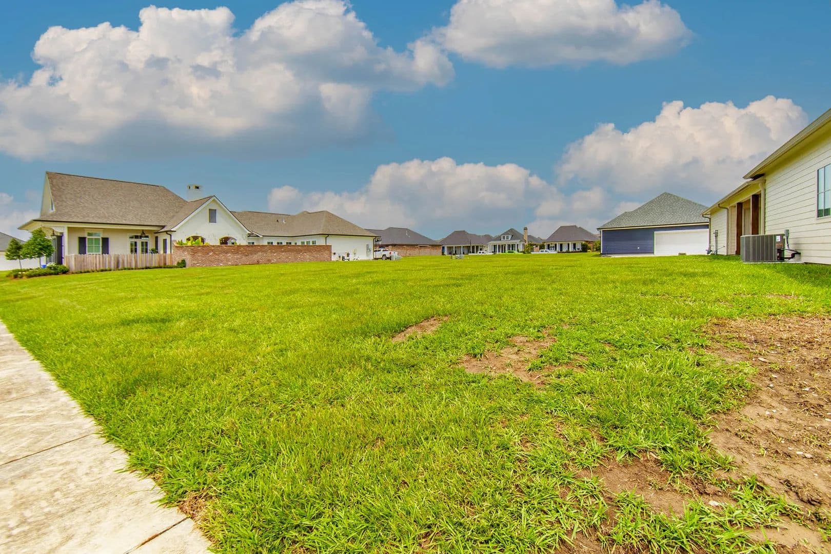 Land -Single Family Acreage in Thibodaux - Thibodaux, Louisiana, 70301
