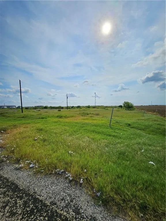 Property from 1554 Fm-136 - KW