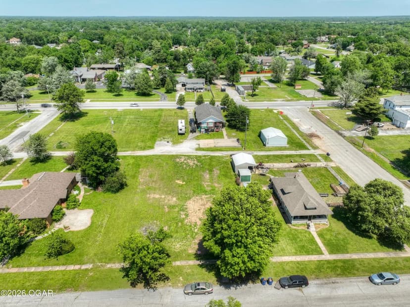 Property from 436 E 13th Lot 9 Street - KW