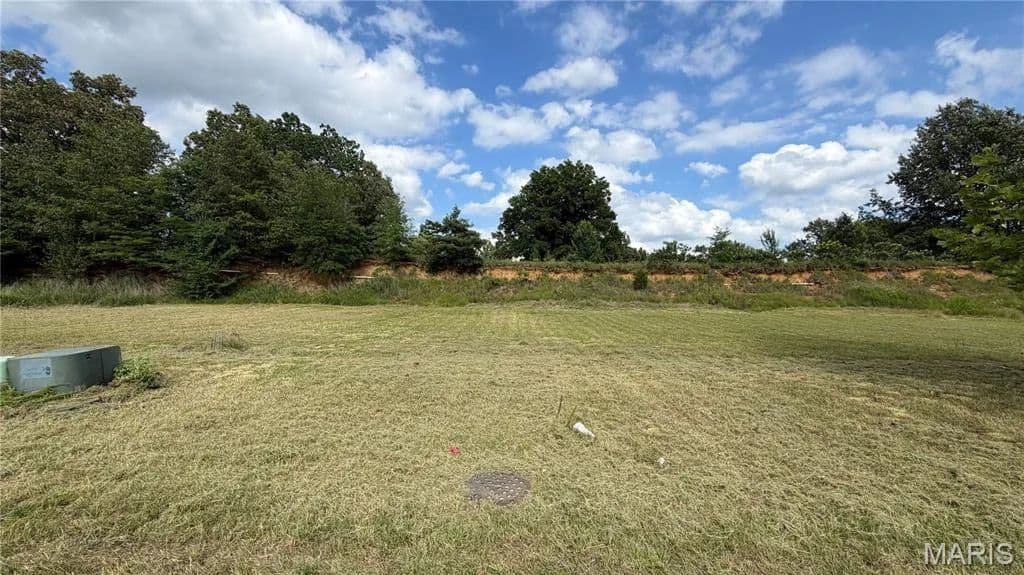 2.12 Acres of Land for Sale in Poplar Bluff, MO - Poplar Bluff, Missouri, 63901