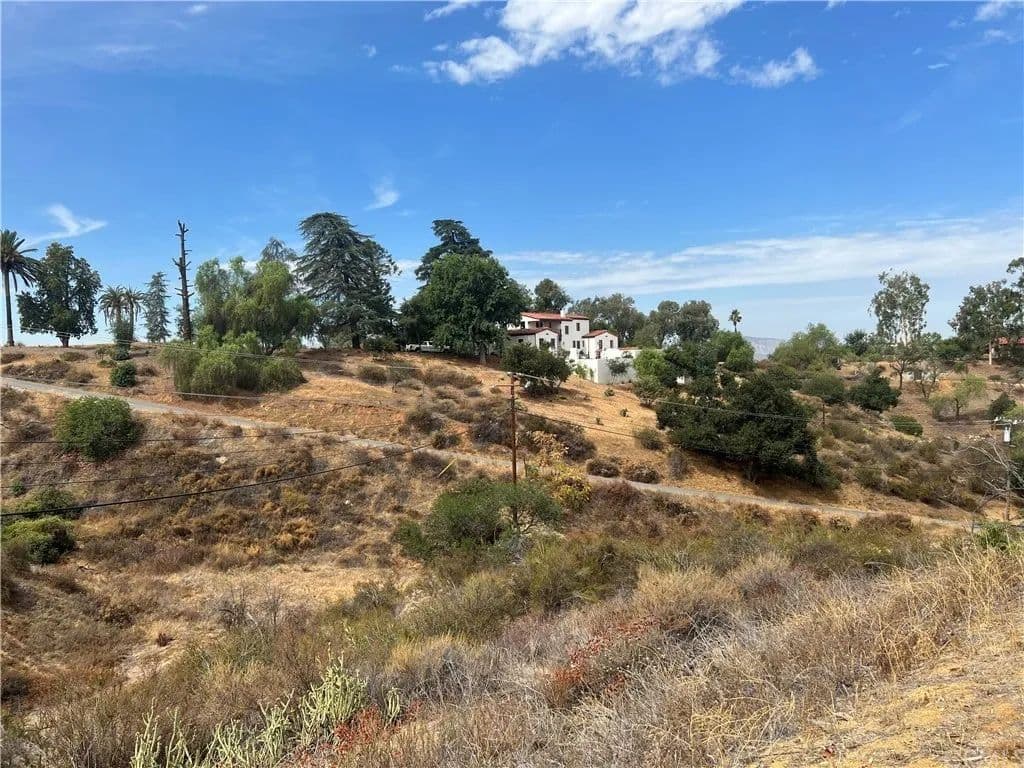 Lots & Land-Other in Redlands - Redlands, California, 92373