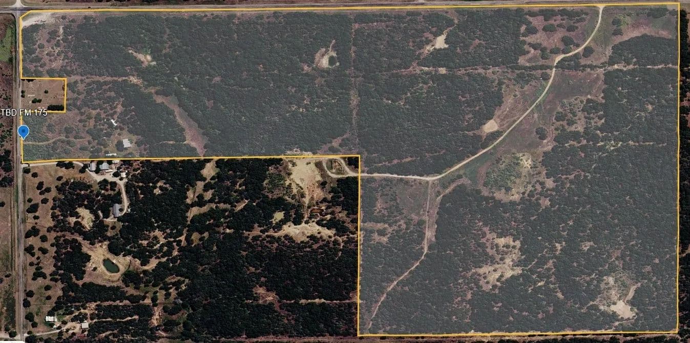 125 Acres of Land for Sale in Henrietta, TX - Henrietta, Texas, 76365