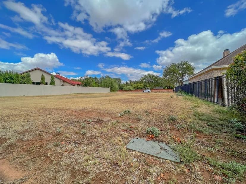 Property from 1910 Aberdeen Avenue - KW