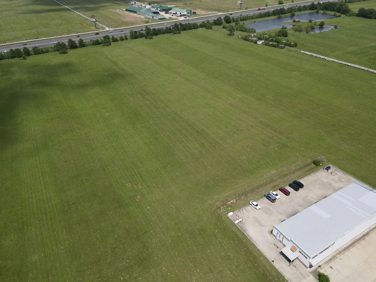 Vacant Land (10+ Acres) in Iowa - Iowa, Louisiana, 70647