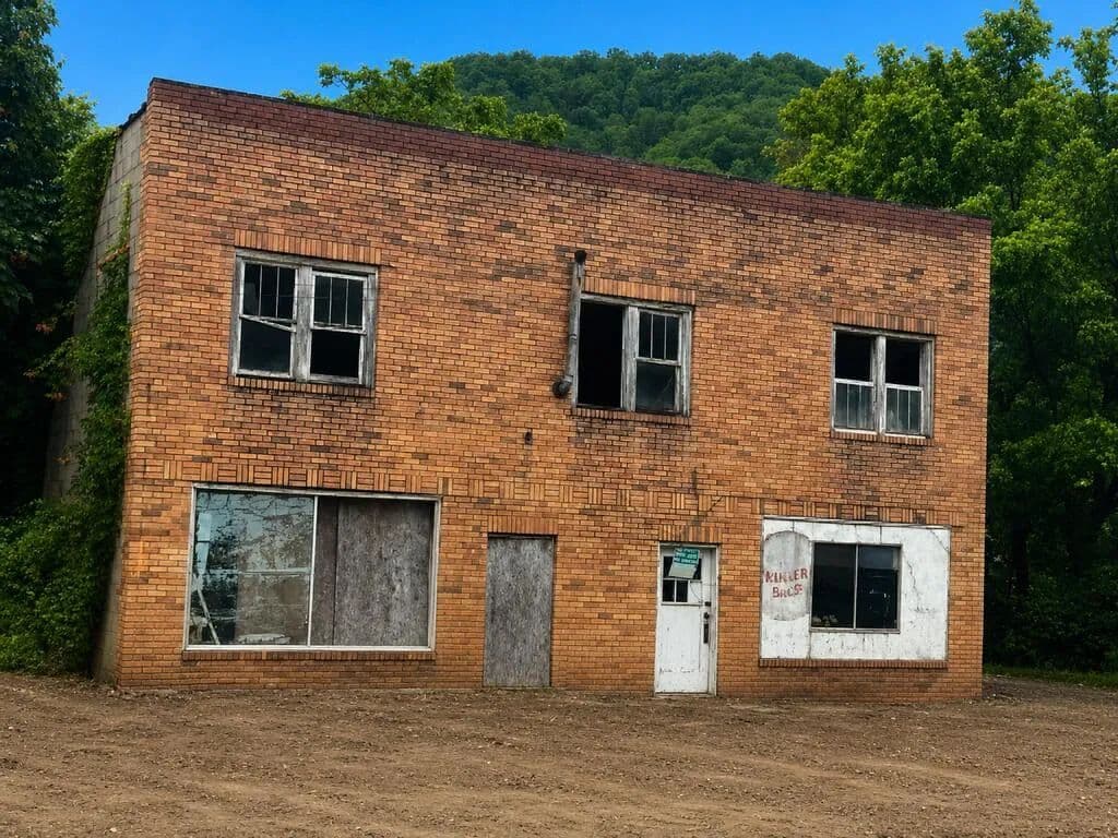 Lots & Land-Other in Virgie - Virgie, Kentucky, 41572