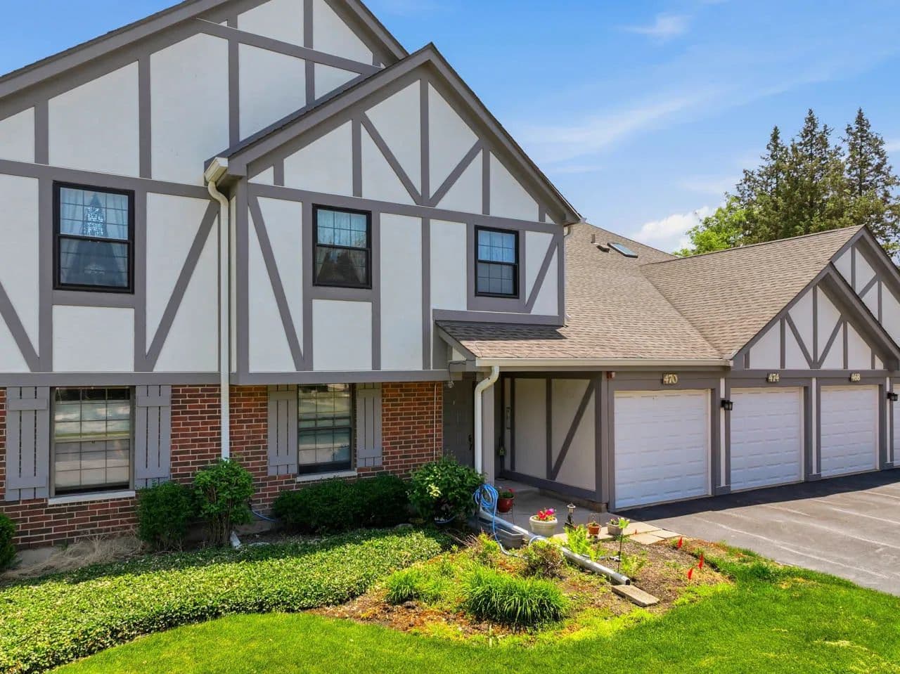 Property from 472 Elizabeth Drive #17-A-R - KW - Wood Dale, Illinois, 60191