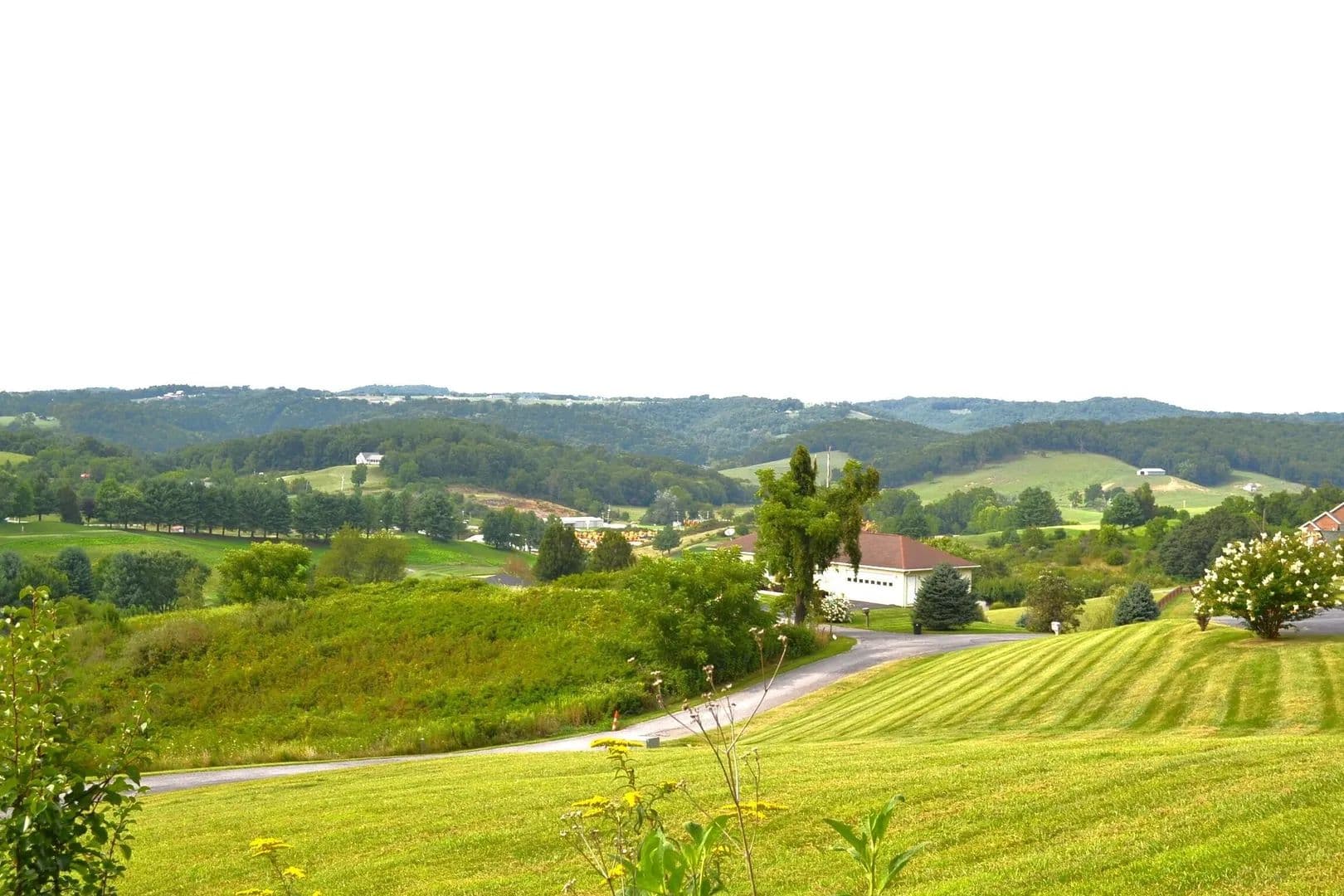 Lots & Land-Other in Peterstown - Peterstown, West Virginia, 24963