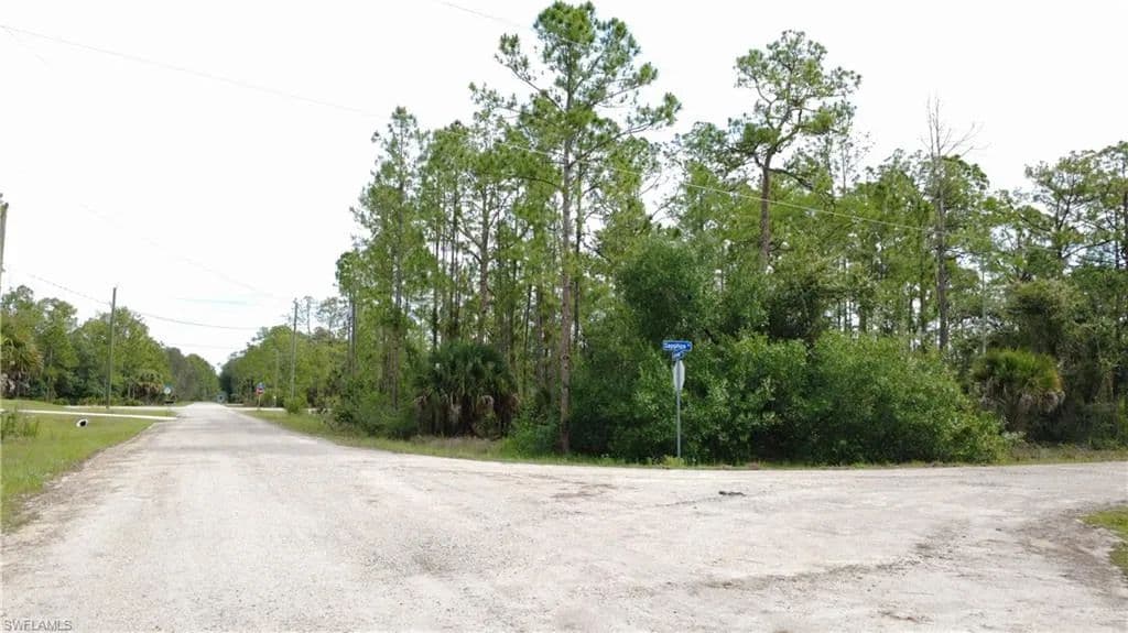 0.29 Acres of Land for Sale in Lehigh Acres, Florida - Lehigh Acres, Florida, 33972