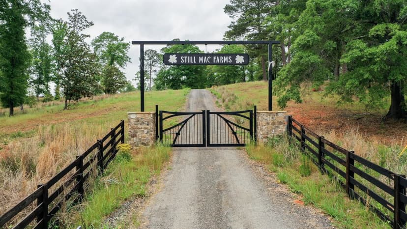Still Mac Farms