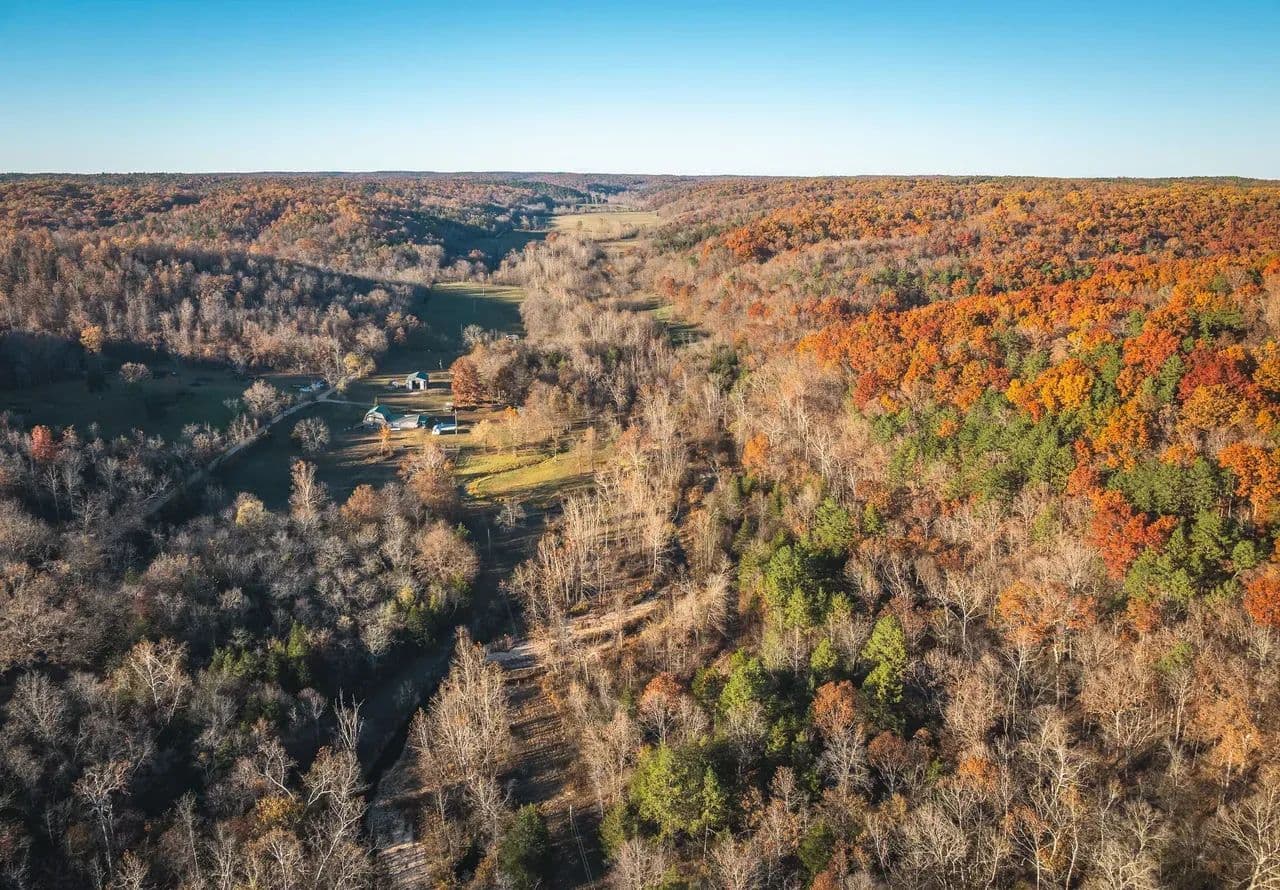 Bunker 29.9 acres joins Mark Twain National Forest - Bunker, Missouri, 63629