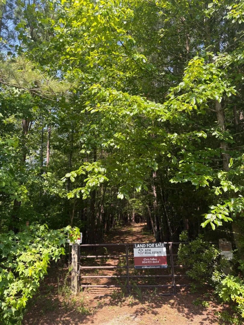 Tamworth Bluff - Powhatan, Virginia, 23139