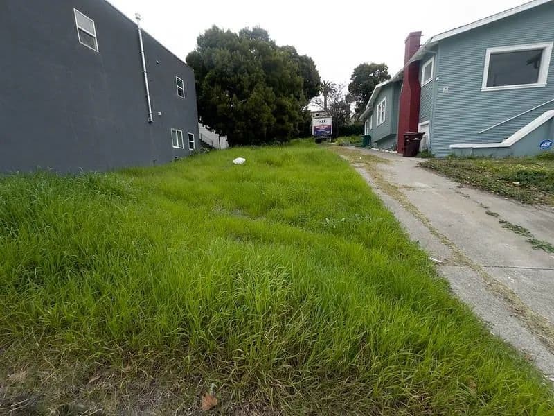 Vacant Land in Oakland - Oakland, California, 94603