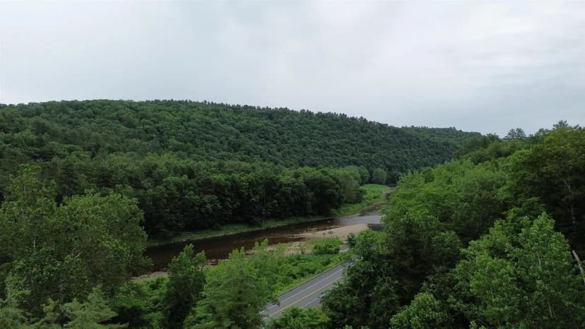 Land -Single Family Acreage in Brattleboro