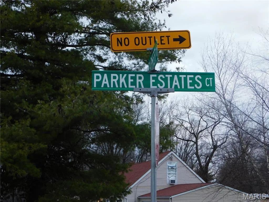 Vacant Land in Florissant - Florissant, Missouri, 63033