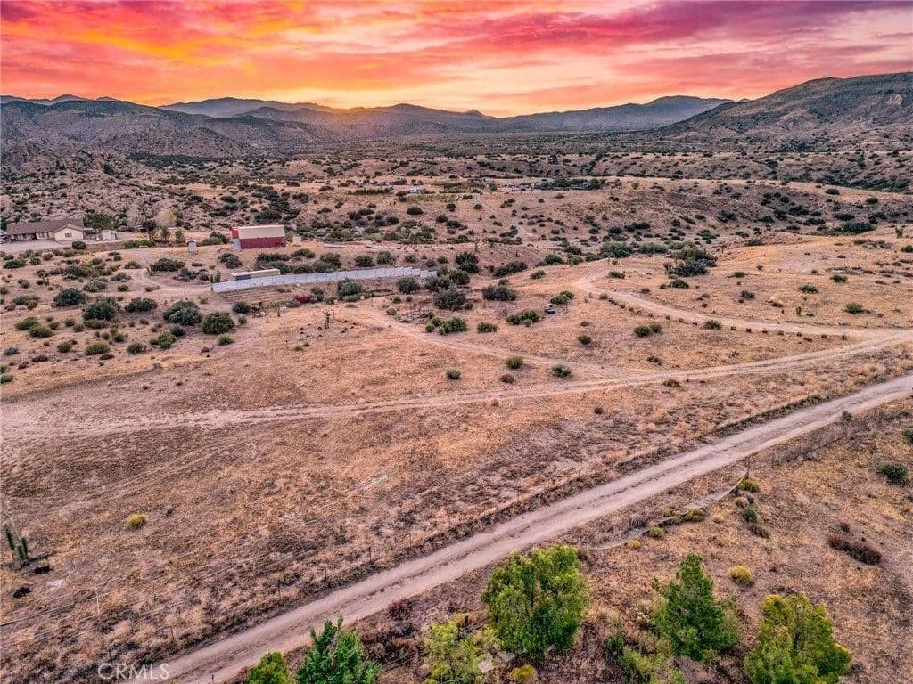 Lots & Land-Other in Pioneertown - Pioneertown, California, 92268