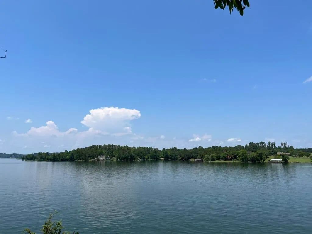 Fort Loudoun Lakefront Acreage - Lenoir City, Tennessee, 37772