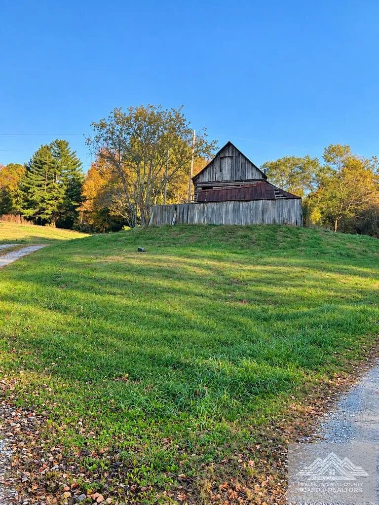 Lots & Land-Other in PRINCETON - Princeton, West Virginia, 24739