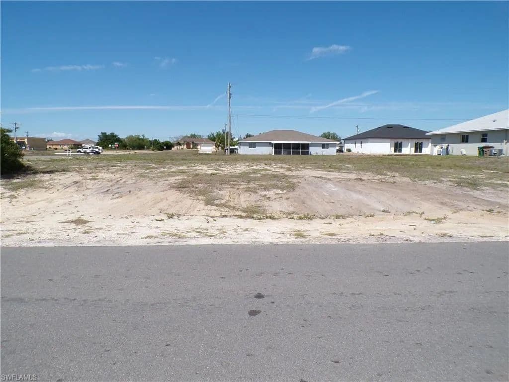Vacant Land in Cape Coral - Cape Coral, Florida, 33909